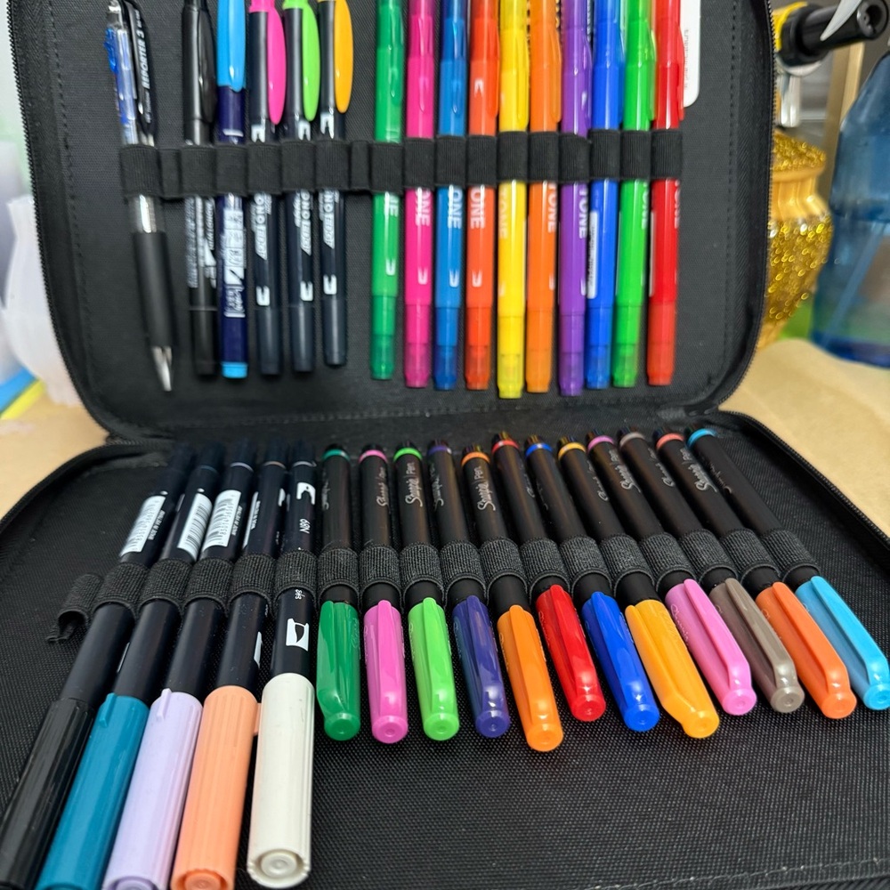 Colorful Marker Set for Arts & Crafts